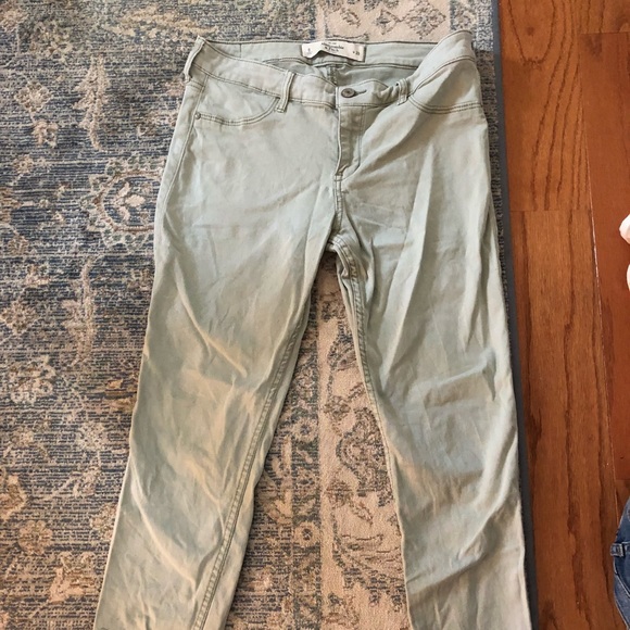 Abercrombie and Fitch Jeggings/Jeans - Size 8 - Picture 2 of 3